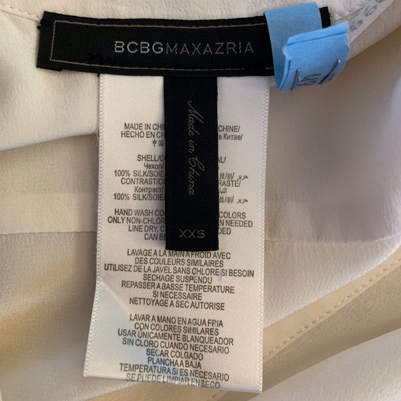 BCBGMaxAzria White V-Neck Long Sleeves Blouse - Picture 7 of 15
